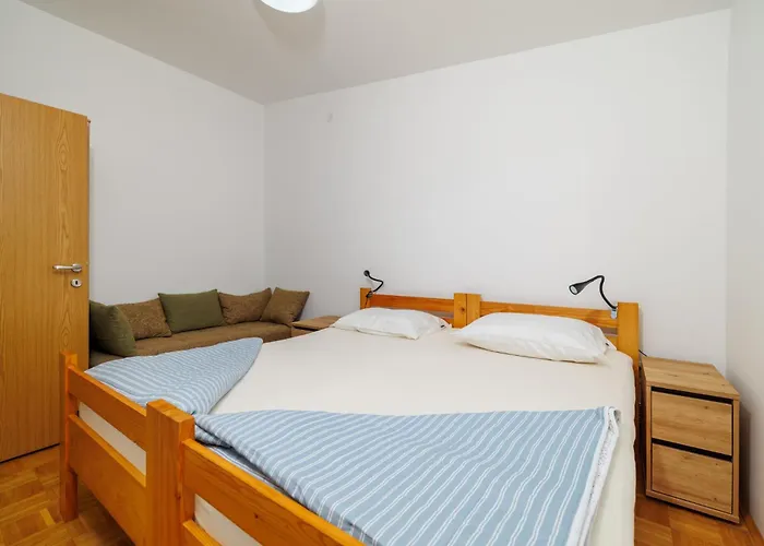 Vitafran 3 Apartment